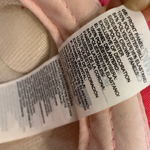 THE NORTH FACE Pink Chipmunk Hook & Loop Back Cap Sz 6-24mo - Picture 7 of 8